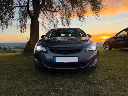 Opel Astra 1.4 140 Edition