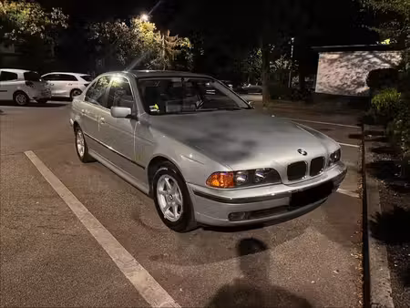 BMW Série 5 520i 2.0 150