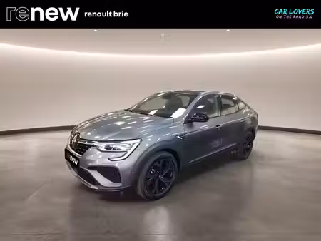 Renault Arkana E-Tech 1.6 145 RS Line
