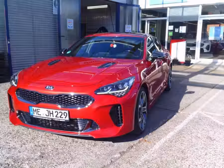 Kia Stinger V6 3.3 T-GDi 370 4x4