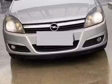 Opel Astra 1.4 90
