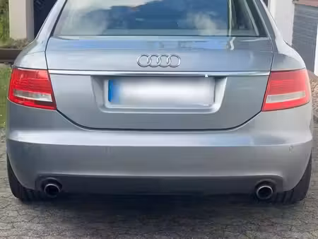 Audi A6 V6 2.4 177