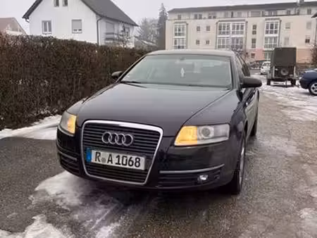Audi A6 V6 2.4 177 S line