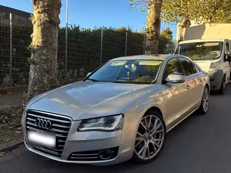 Audi A8 V8 4.2 TDI quattro
