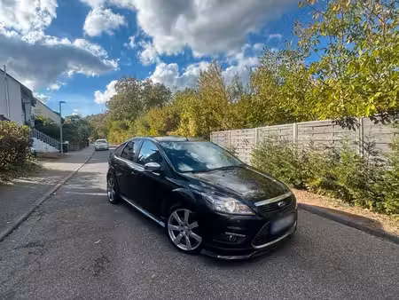 Ford Focus 1.8 125 Titanium