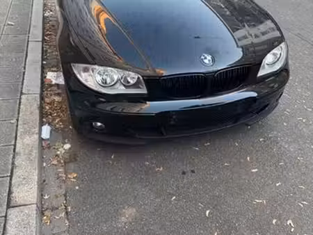 BMW Série 1 118d 2.0 122