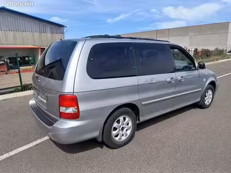 Kia Carnival 2.9 CRDi 144 EX