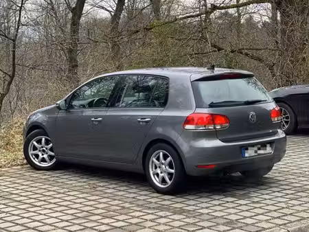 Volkswagen Golf 1.6 TDI 105