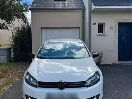 Volkswagen Golf 1.6 TDI 105