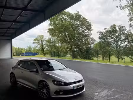 Volkswagen Scirocco 2.0 TDI 177