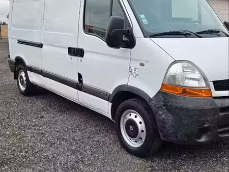 Renault Master 2.5 dCi 100