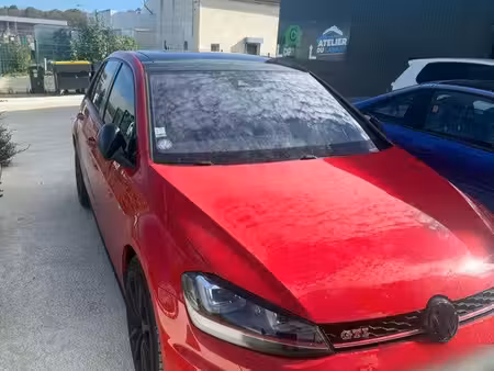 Volkswagen Golf GTI 2.0 TFSI 230