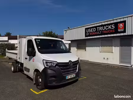 Renault Master 2.3 dCi 145