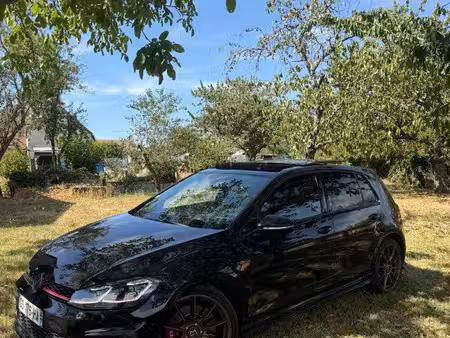 Volkswagen Golf GTI 2.0 Performance