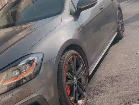Volkswagen Golf GTI 2.0 245 Performance