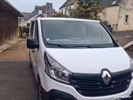 Renault Trafic dCi 145