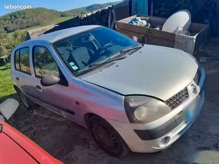Renault Clio 1.4 98