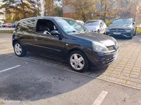 Renault Clio 1.2 75