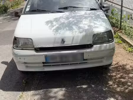 Renault Clio 1.9 D 65