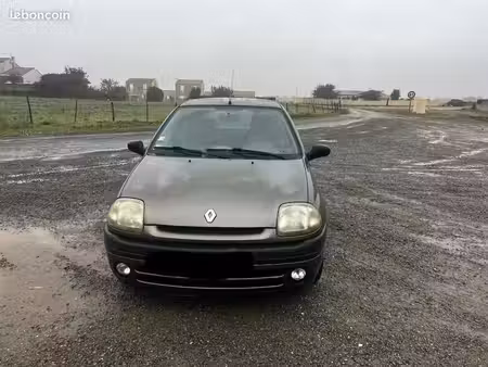 Renault Clio 1.2 58