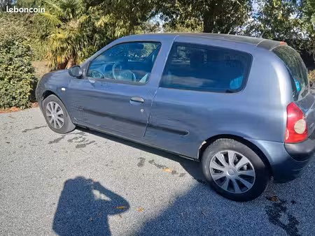 Renault Clio 1.4 98 Campus