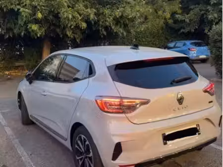 Renault Clio E-Tech 1.6 145