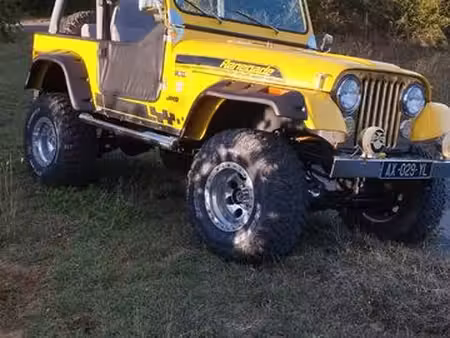 Jeep CJ7 