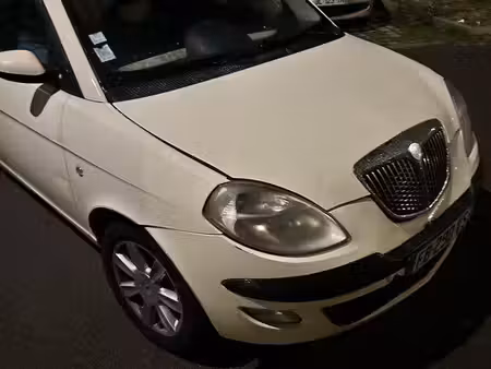 Lancia Ypsilon 1.2 70