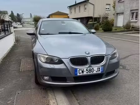 BMW Série 3 330d 3.0 231