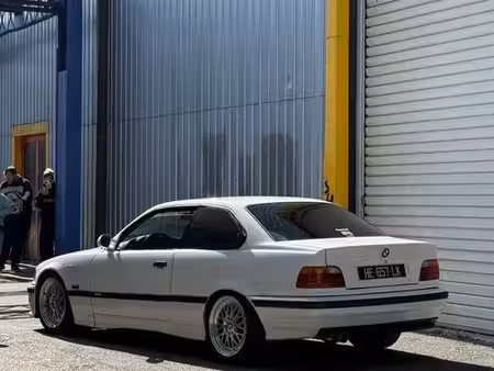 BMW Série 3 320i 2.0 150