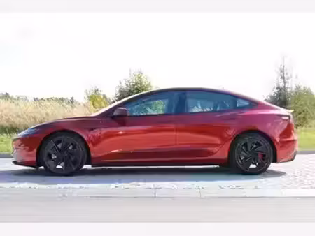 Tesla Model 3 Performance 482 PUP 4x4