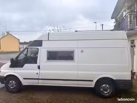 Ford Transit 2.4 90