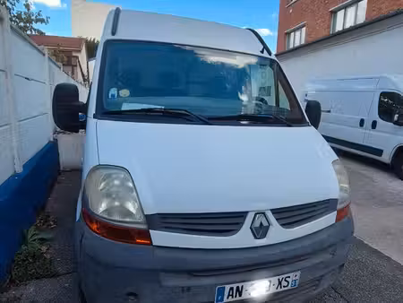Renault Master 2.5 dCi 120