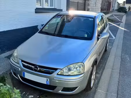 Opel Corsa 1.8 125 GSI