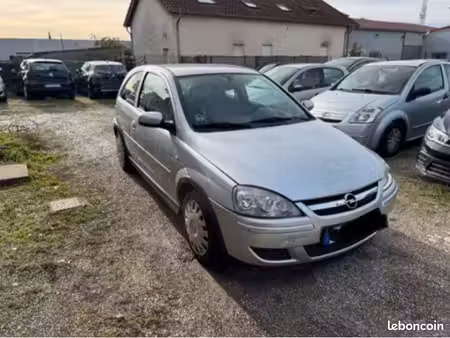 Opel Corsa 1.2 80