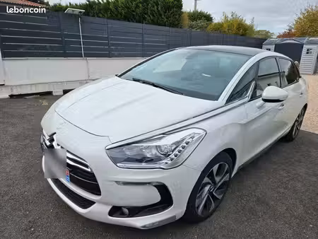DS 5 2.0 HDi 180