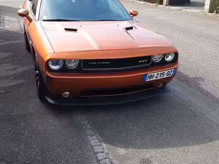 Dodge Challenger SRT8 V8 6.4