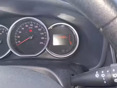 Dacia Sandero 1.0 100
