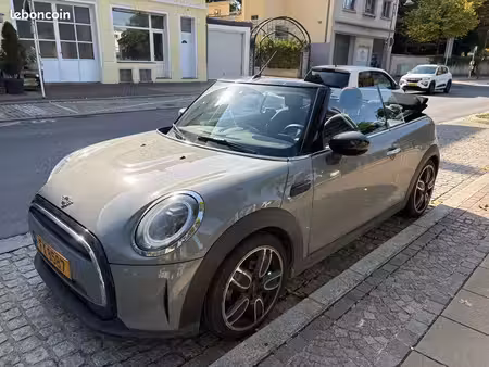 Mini Cabrio Cooper 1.5 136