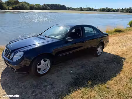 Mercedes-Benz Classe E E 240 V6 2.6 177
