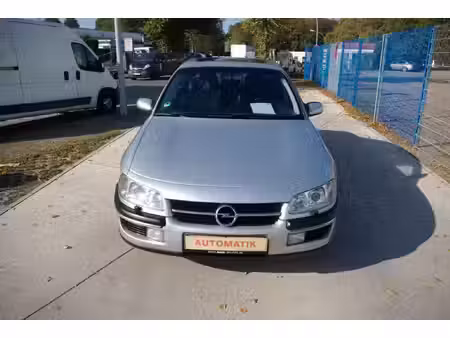 Opel Omega 2.0 136