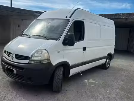 Renault Master 2.5 dCi 100