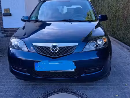 Mazda Mazda2 75