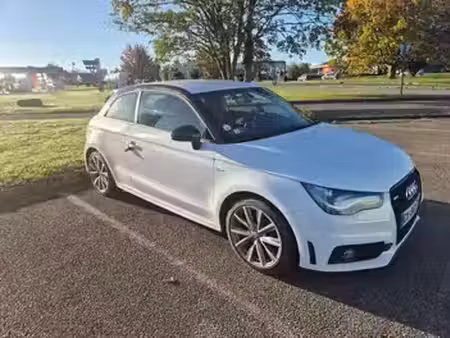 Audi A1 1.6 TDI 90 S line