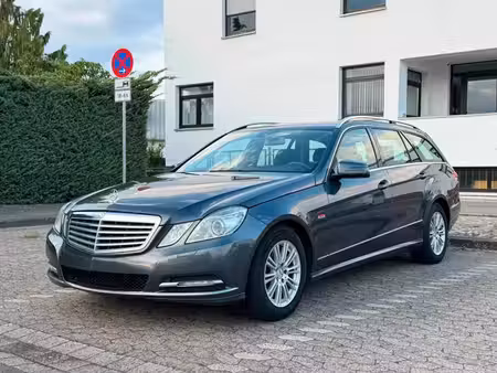 Mercedes-Benz Classe E E 220 2.1 CDI 170