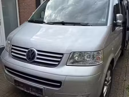 Volkswagen Transporter T5 2.5 TDI 131