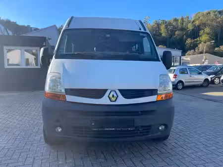 Renault Master 2.5 dCi 120
