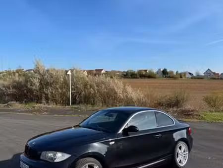 BMW Série 1 123d 2.0 204