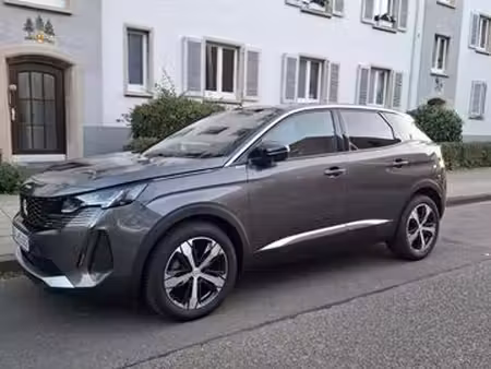 Peugeot 3008 1.2 THP 131 Allure