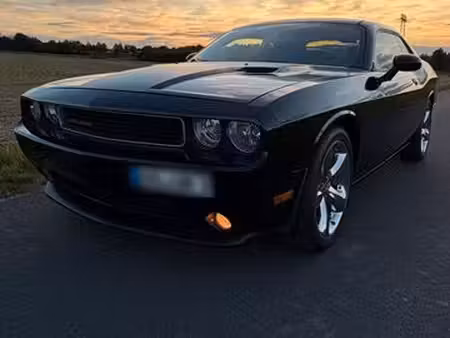 Dodge Challenger V8 5.7